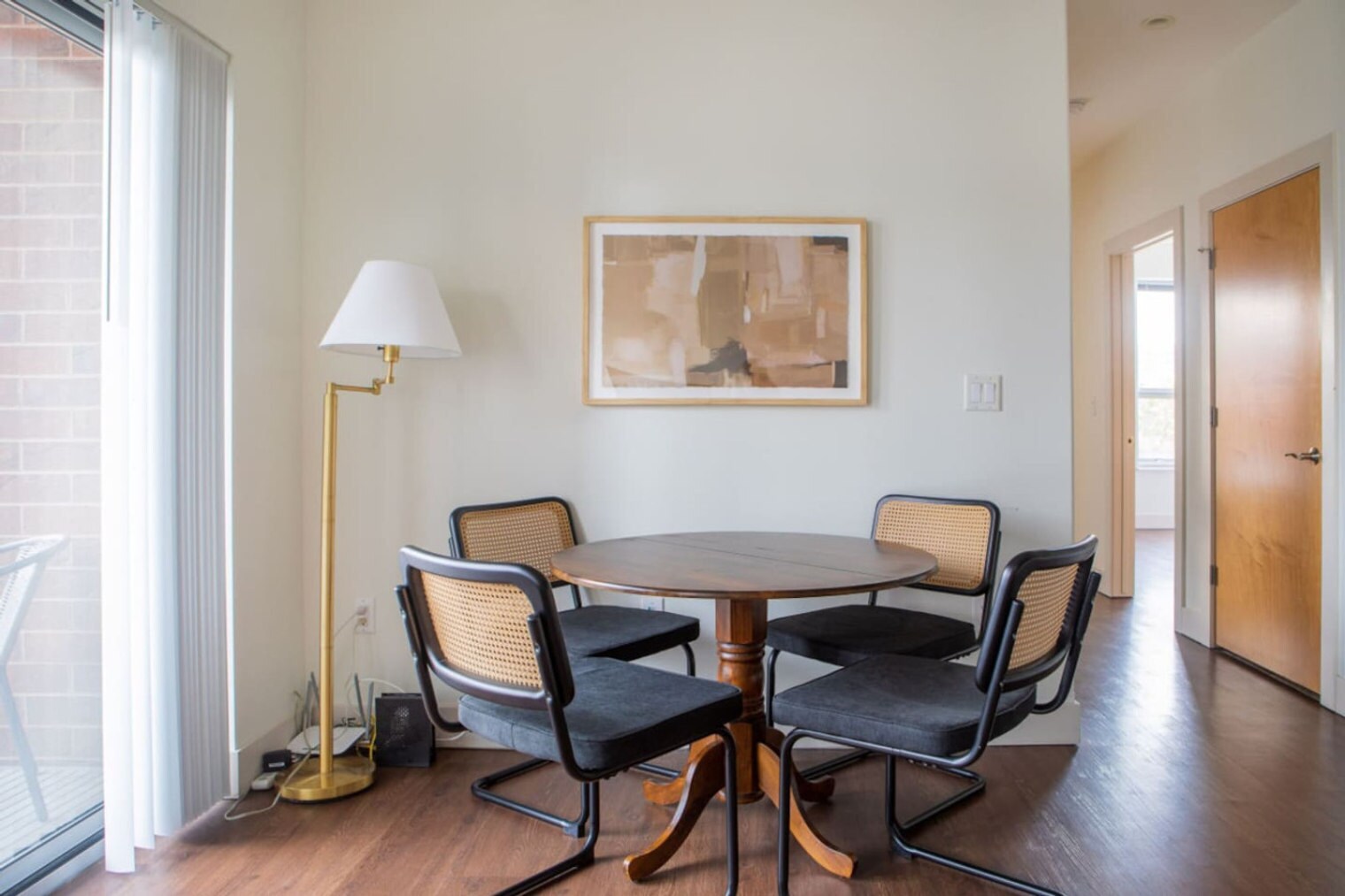 Building Photo - 1040 N Cass St