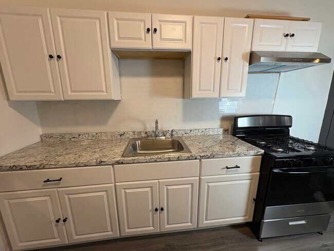 Building Photo - 3656 Jasper St