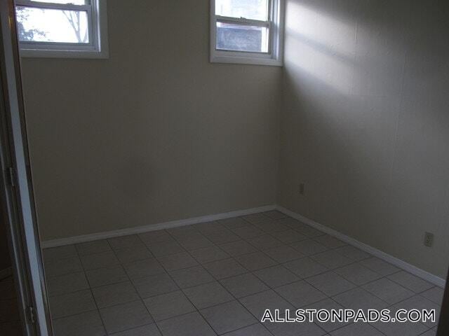 Building Photo - 1197 Commonwealth Ave