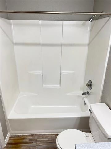 Building Photo - 9696 Walnut St