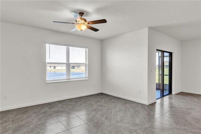 Building Photo - 5076 Marble St