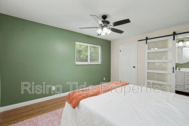 Building Photo - 2569 Richmar Dr