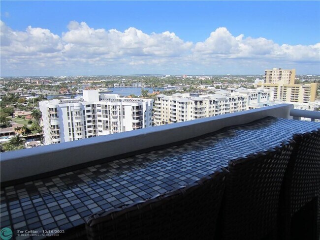 Building Photo - 1370 S Ocean Blvd