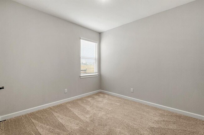 Building Photo - 15691 Honey Cv Dr