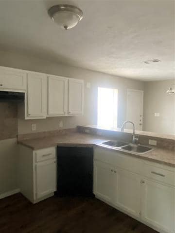 Building Photo - 4306 Landrum Ave