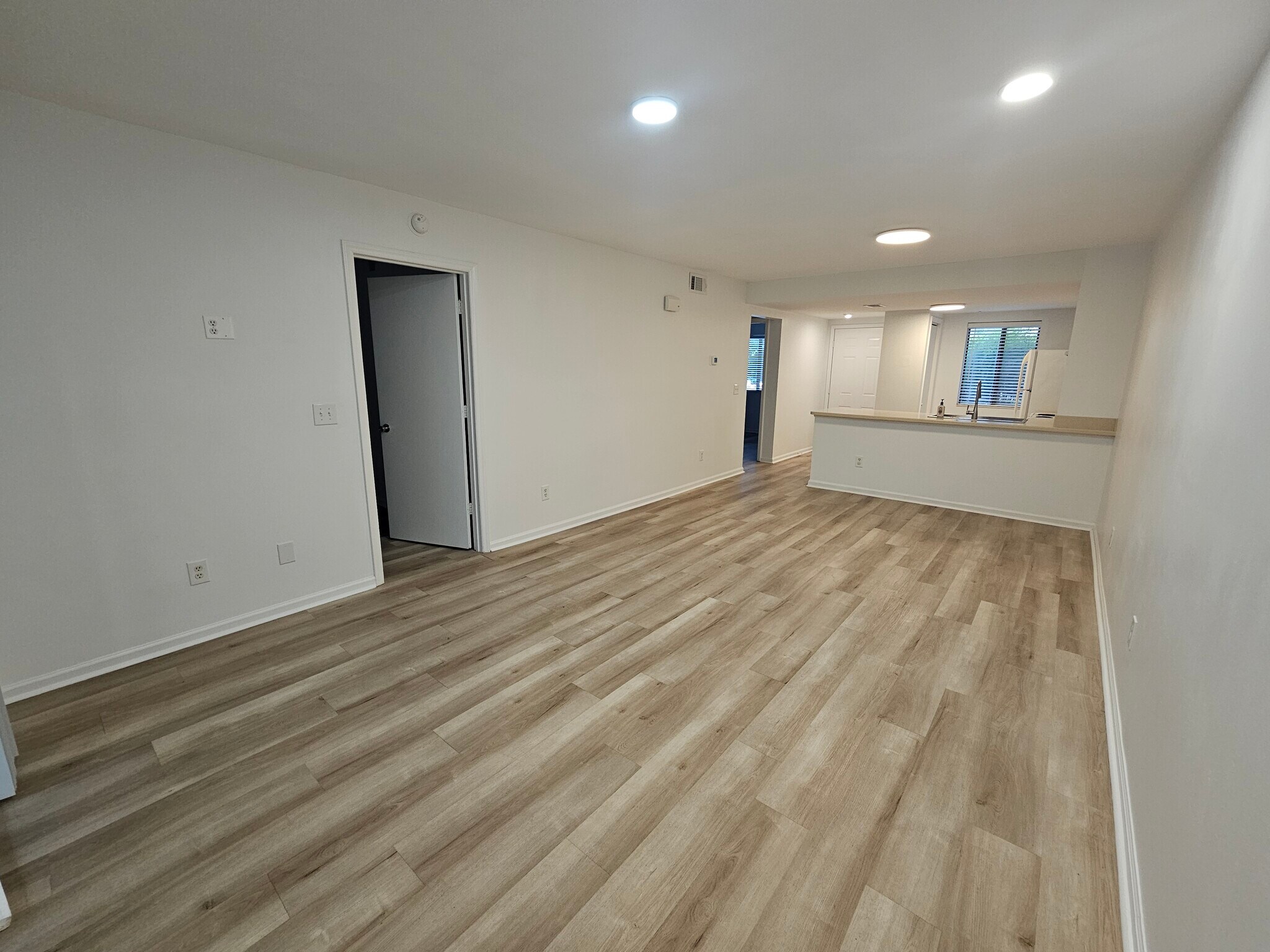 Building Photo - 3659 Saint Johns Ct