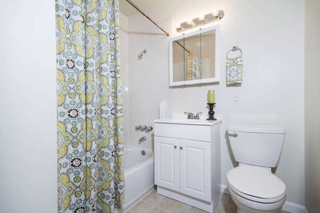 Building Photo - 616 O Street