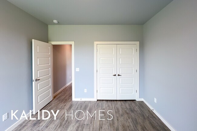 Building Photo - 17859 Salem Rd