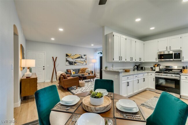 Building Photo - 75 N Valle Verde Dr