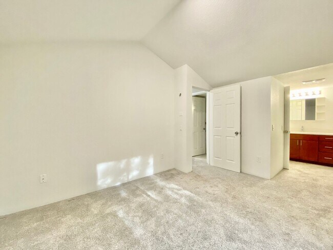 Building Photo - Great Home for rent