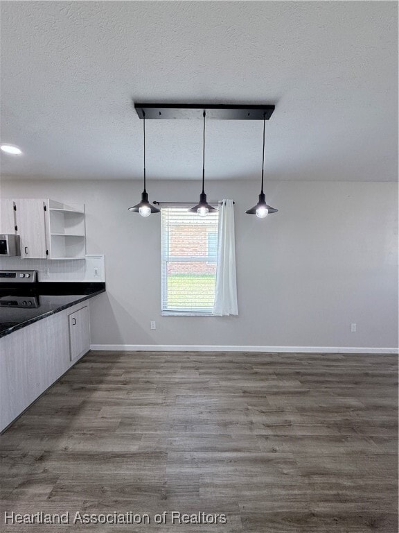 Building Photo - 4503 Sebring Ave