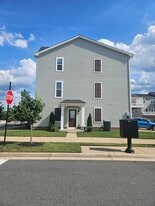 Building Photo - 11829 Hall St