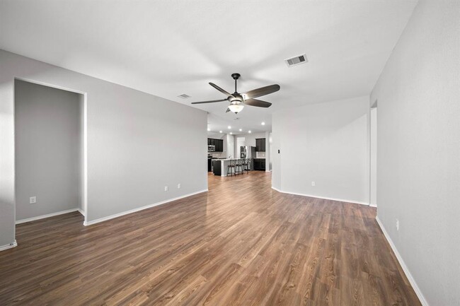 Building Photo - 446 Ridgewood Terrace Dr