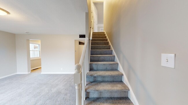 Building Photo - Old Brooklyn - 3 Bedroom Single Family Home
