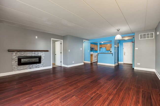 Building Photo - 9529 Minnick Ave