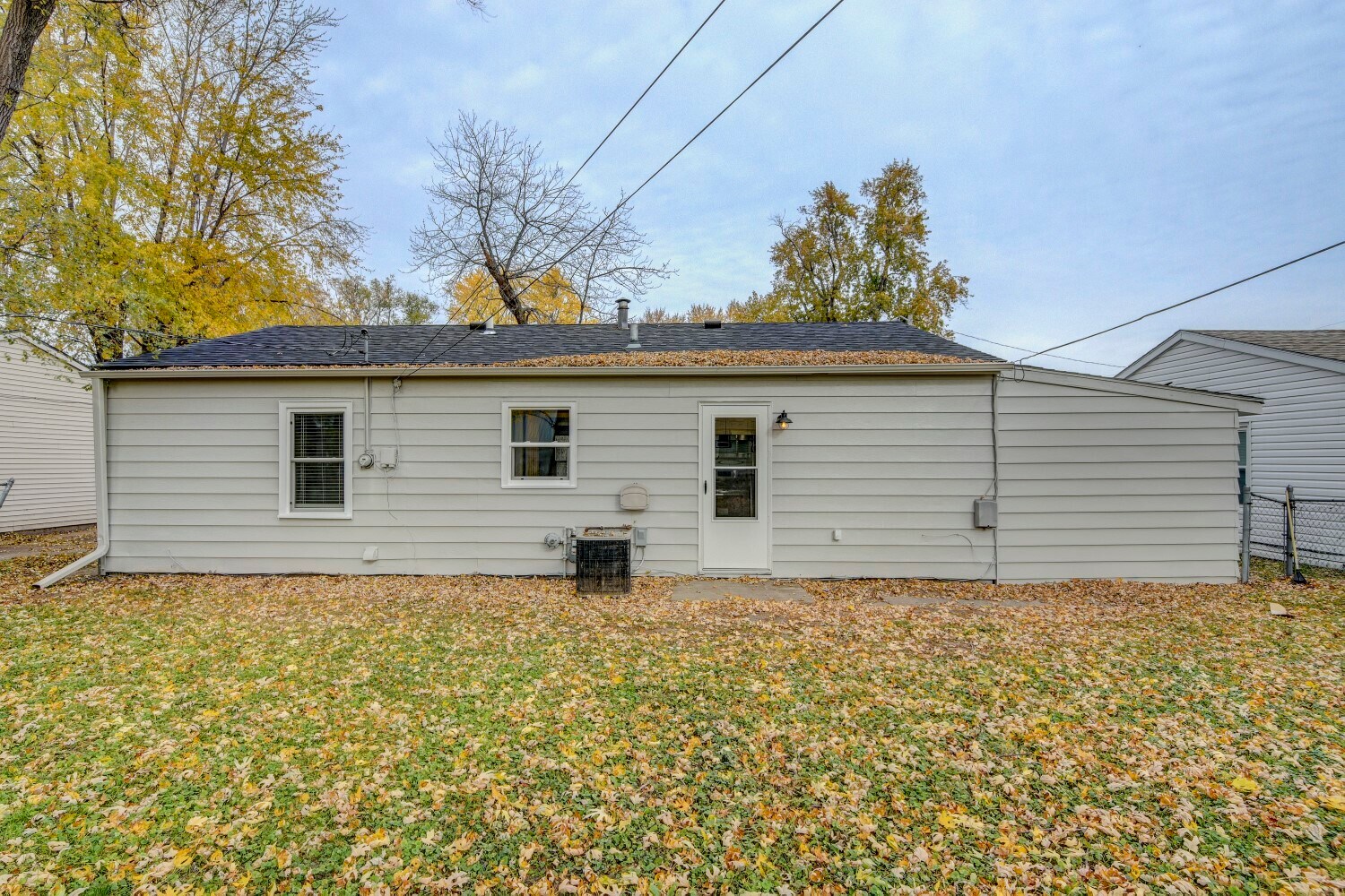 Building Photo - 1017 Hiatt St