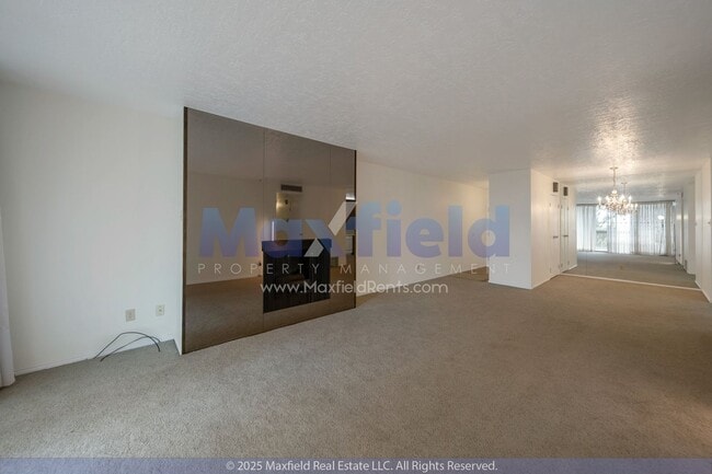 Building Photo - Salt Lake City - Near Downtown - 2BD - 2BT...