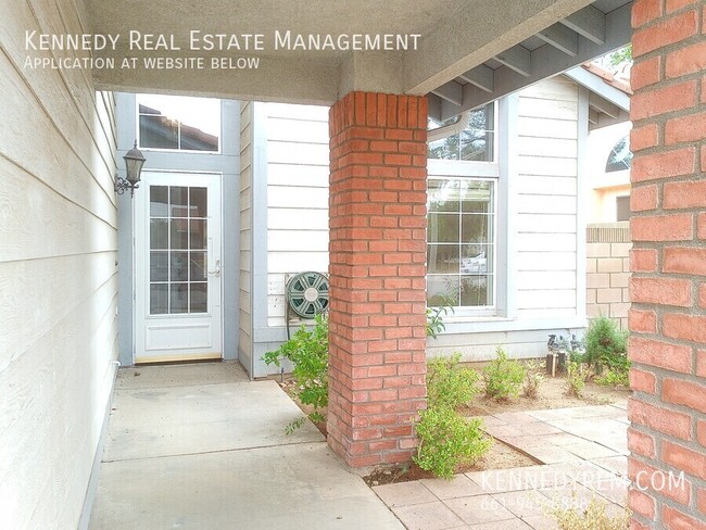 Building Photo - 4310 Portola Dr