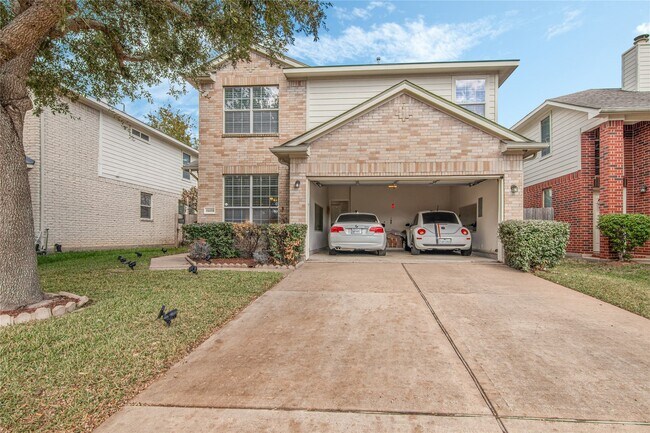 Building Photo - 16418 Pademelon Dr