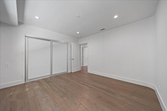Building Photo - 1455 S Castello-
