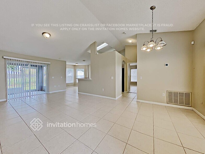 Building Photo - 956 Bridle Ln