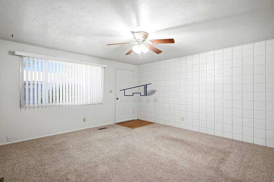 Building Photo - 159 W 4850 S