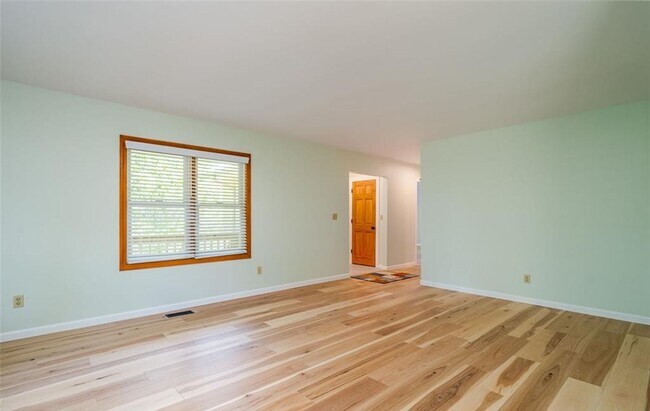 Building Photo - Ranch 3BR-2BA Single-Family House - Washington MO 63090