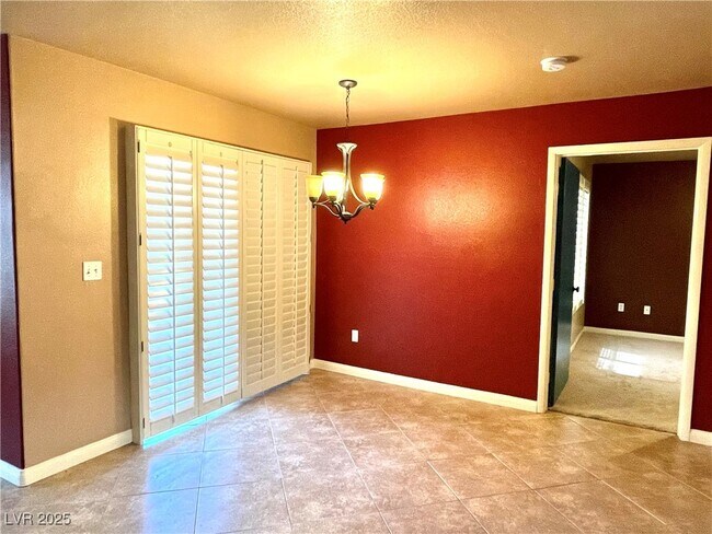 Building Photo - 2300 E Silverado Ranch Blvd