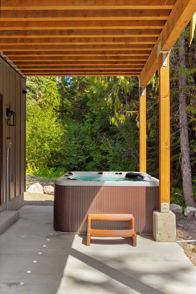 Building Photo - 89192 US-26