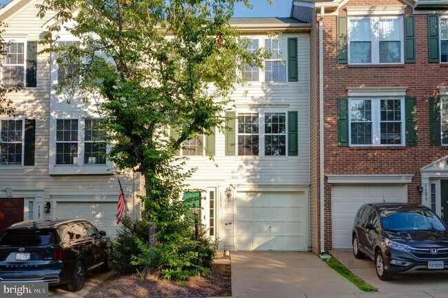 Building Photo - 44877 Grove Terrace