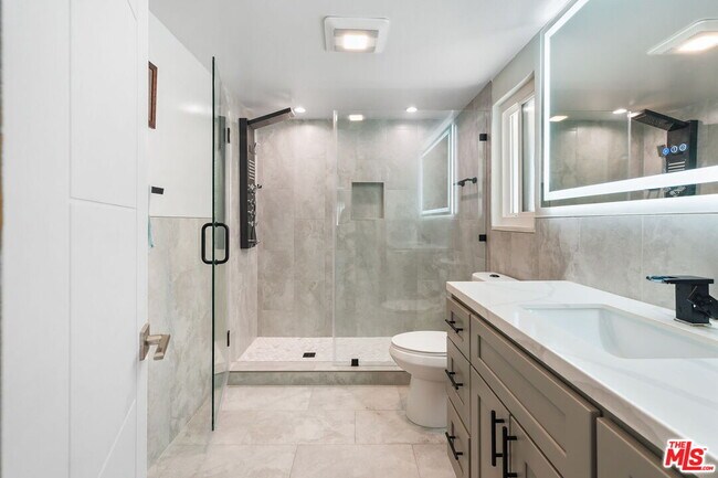 Building Photo - 8901 Rubio Ave