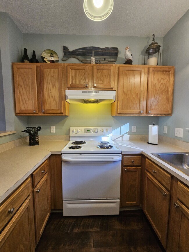 Building Photo - 1105 13th St