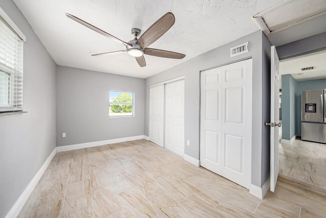 Building Photo - 4744 Guardian Ave