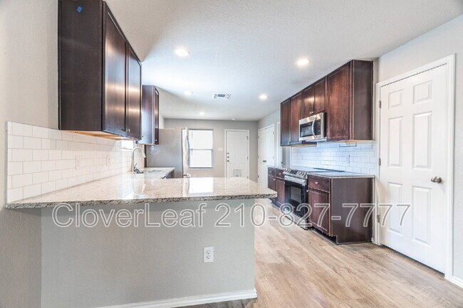 Building Photo - 5806 Machaela Trace