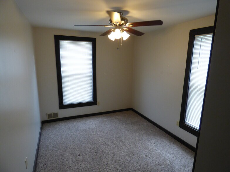 Building Photo - 2709 Middletown Rd