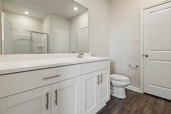 Building Photo - 16445 Blossom Grv Dr