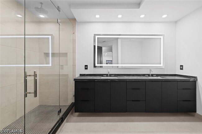 Building Photo - 23191 Fashion Dr