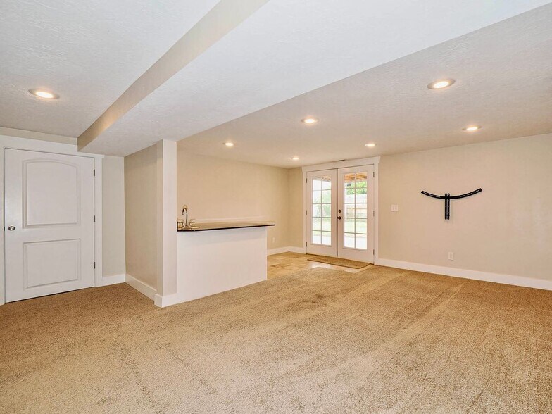 Building Photo - 2850 S 2750 E