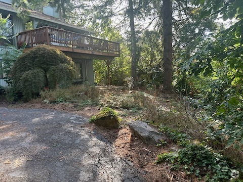 Building Photo - 9725 NW Leahy Rd