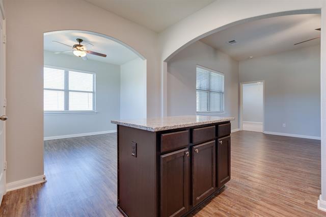 Building Photo - 5301 Zara Dr