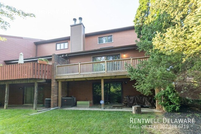 Building Photo - GORGEOUS HOME FOR RENT