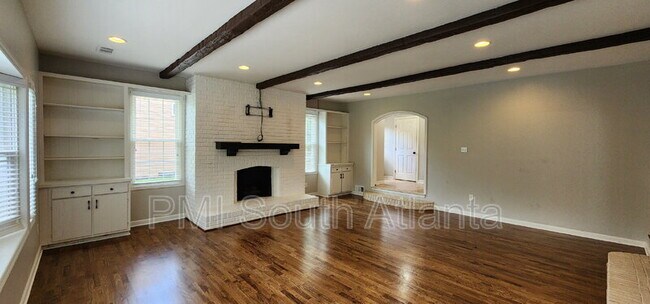 Building Photo - 40 Pheasant Dr SE