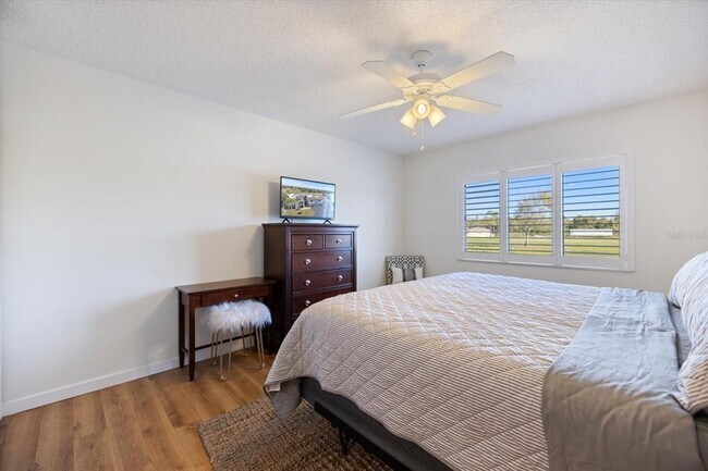 Building Photo - 822 Capri Isles Blvd