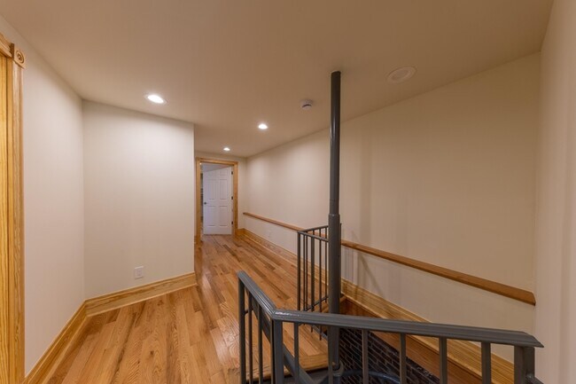Building Photo - 3233A Morgan Ford Rd