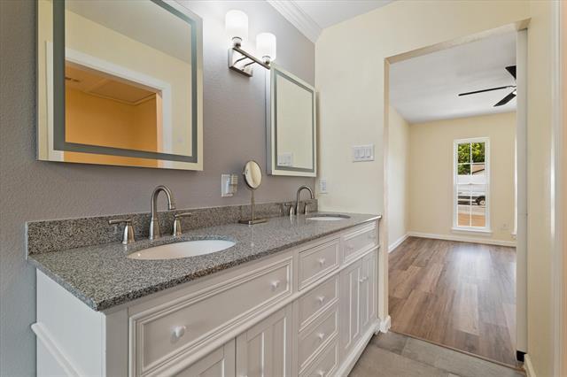 Building Photo - 8734 Westfield Dr