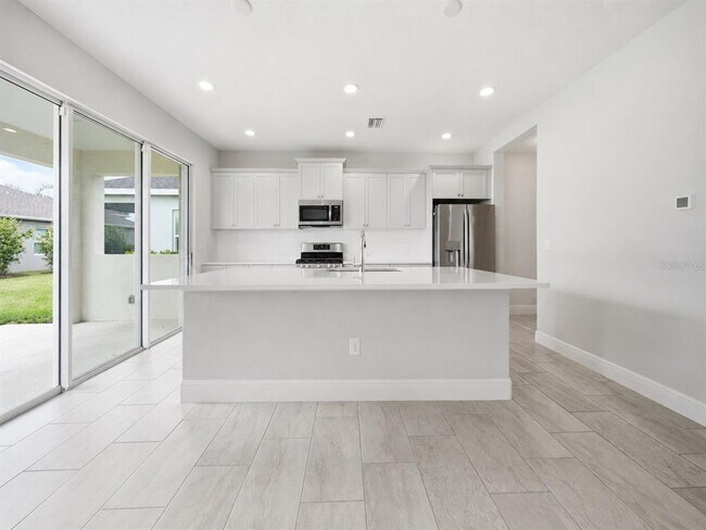 Building Photo - 11118 Sand Pine Ln