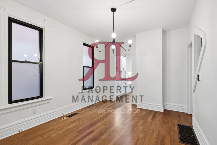 Building Photo - 183 E 1st Ave