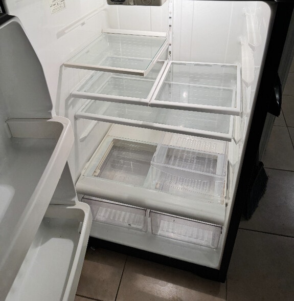 Building Photo - 3031 Mistletoe St