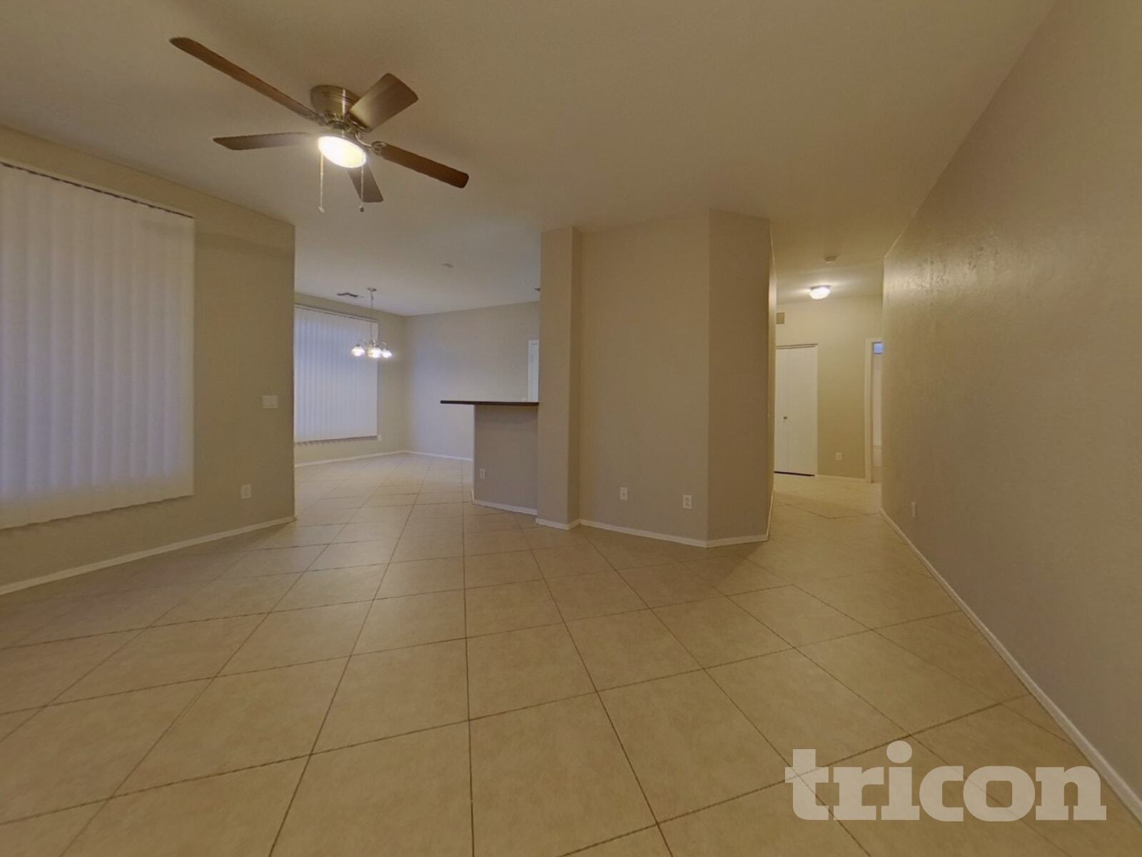 Building Photo - 735 S Bedford Dr