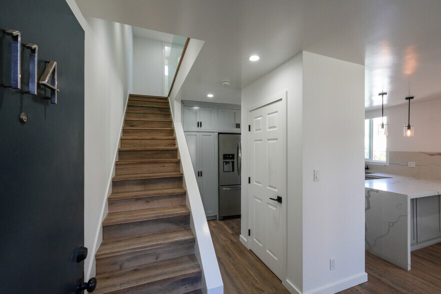 Building Photo - 6525 La Mirada Ave